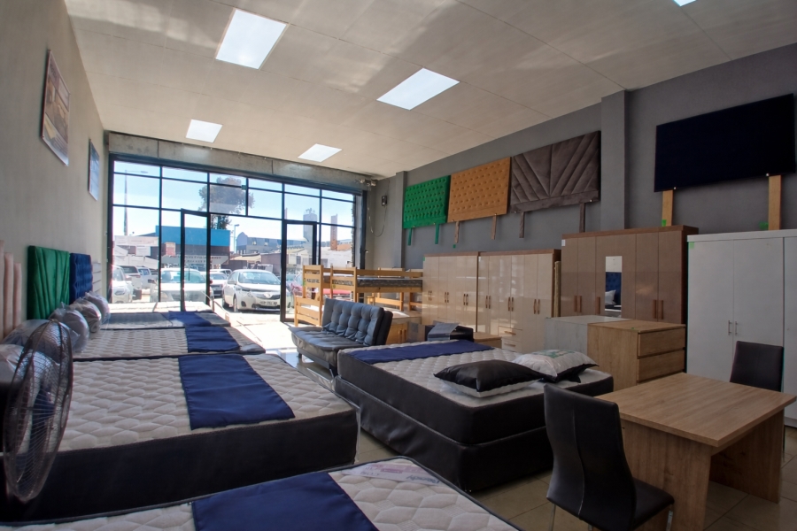 To Let Commercial Property for Rent in Lower Bo-dorp North West